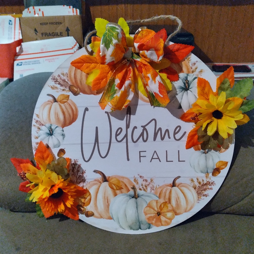 Decorative Welcome Fall Door Hanger